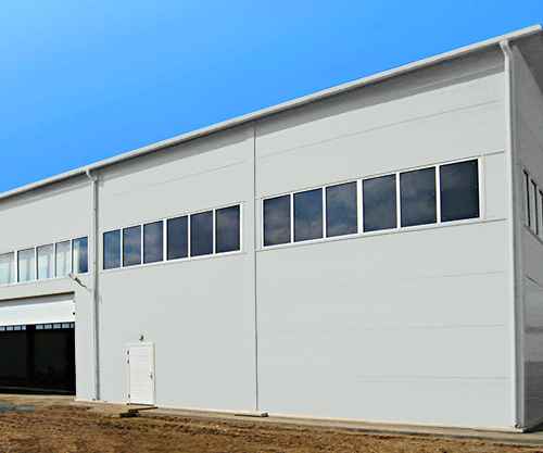 Фасад из сэндвич-панелей